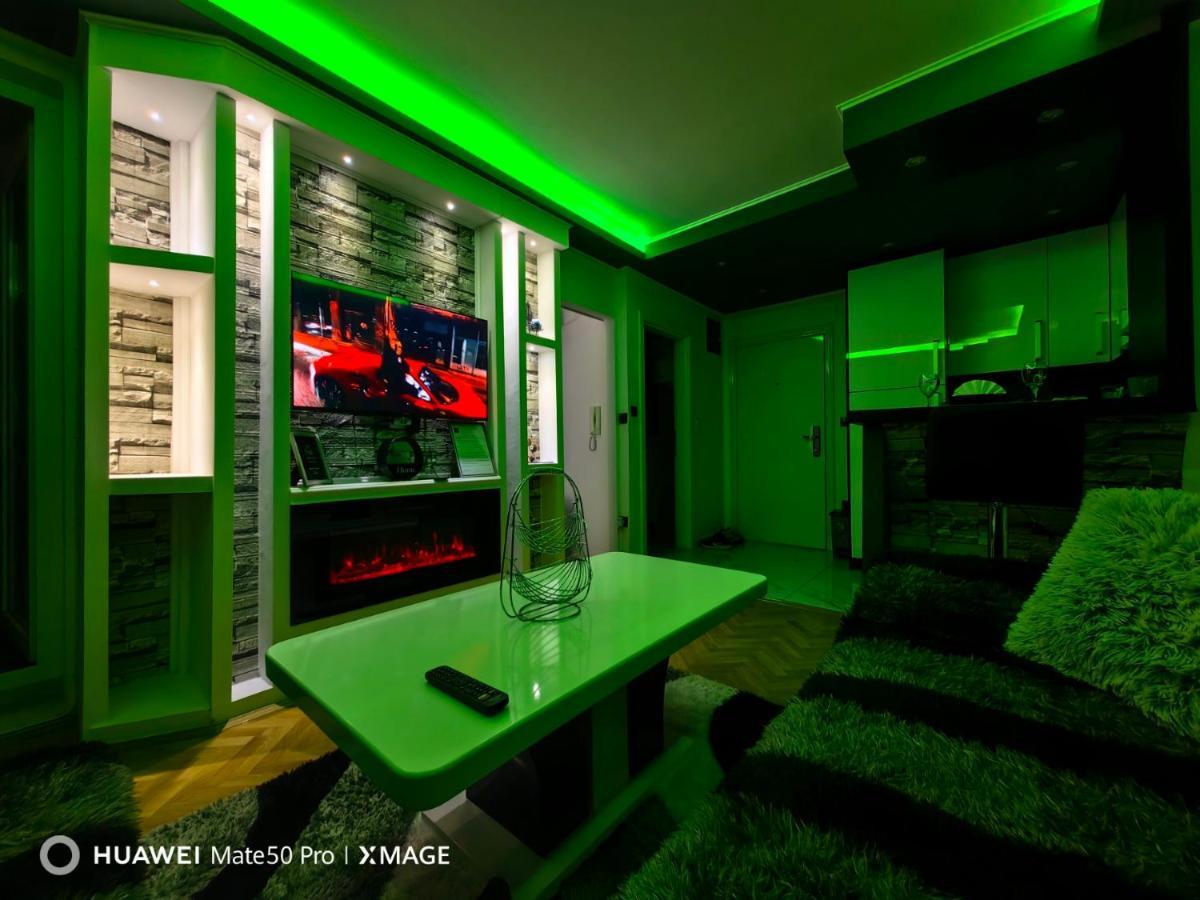 Apartmani Amona Stan Na Dan Doboj Buitenkant foto
