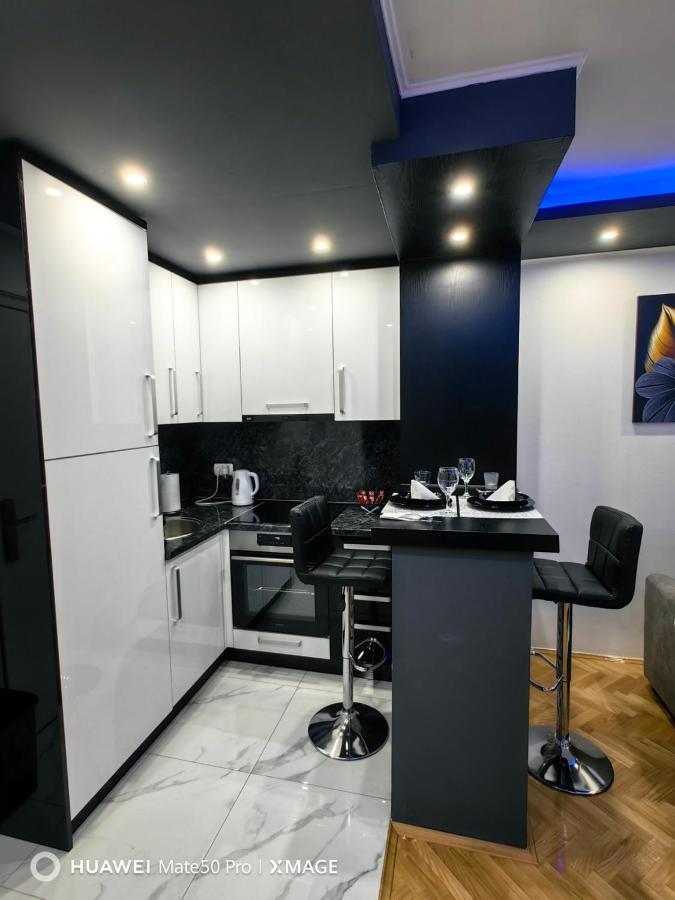 Apartmani Amona Stan Na Dan Doboj Buitenkant foto